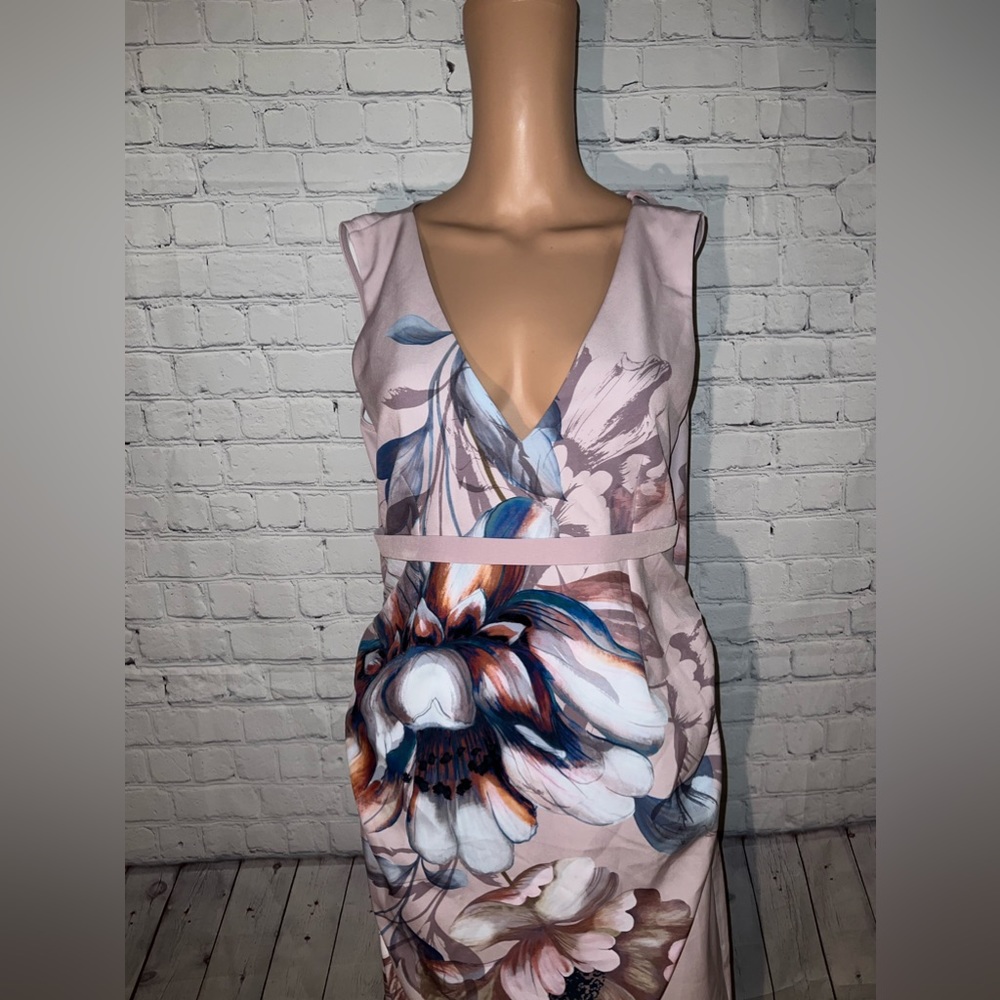 BRAND NWT Little Mistress Lavender & Blue floral dress size 6 - Picture 2 of 11